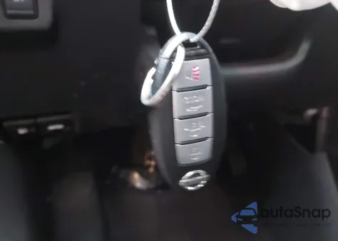 2018 Nissan Sentra Sr z USA, uszkodzony, nr VIN 3N1AB7AP4JY213403